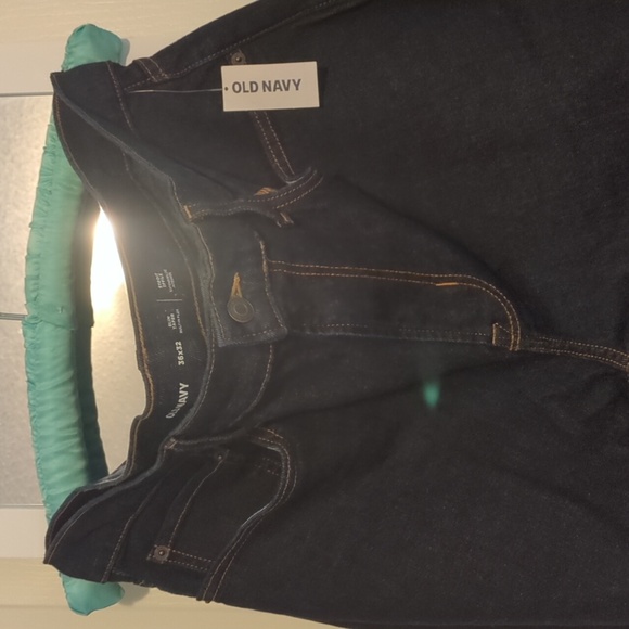 NWT slim taper jeans - Picture 5 of 5